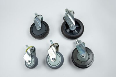 Rodachinas semipesadas con soporte en espigo